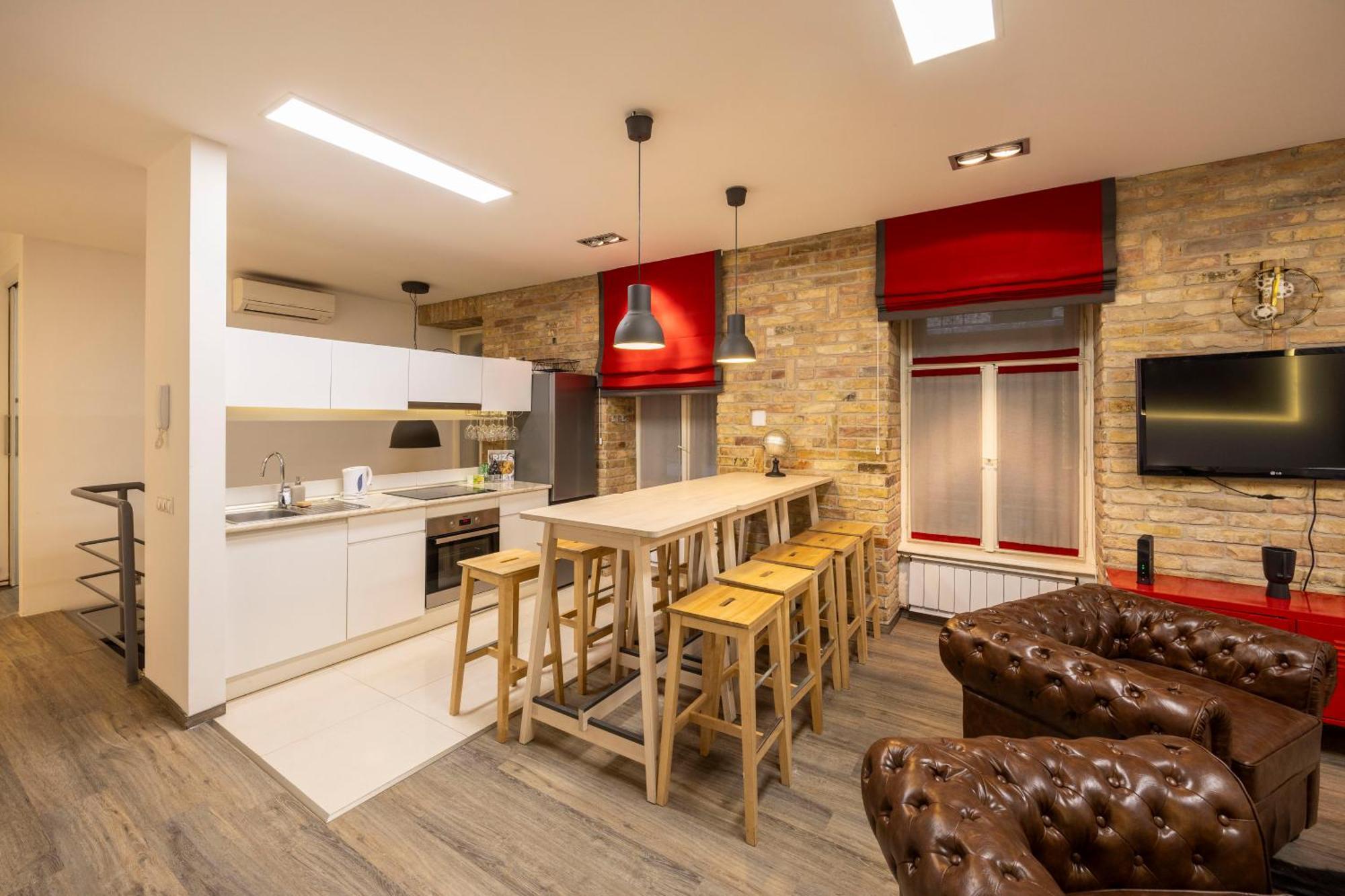 Deluxe Central Elizabeth Residence W/ 4Bedrm, 2Bathrm, 1Lvngrm Budapest Luaran gambar