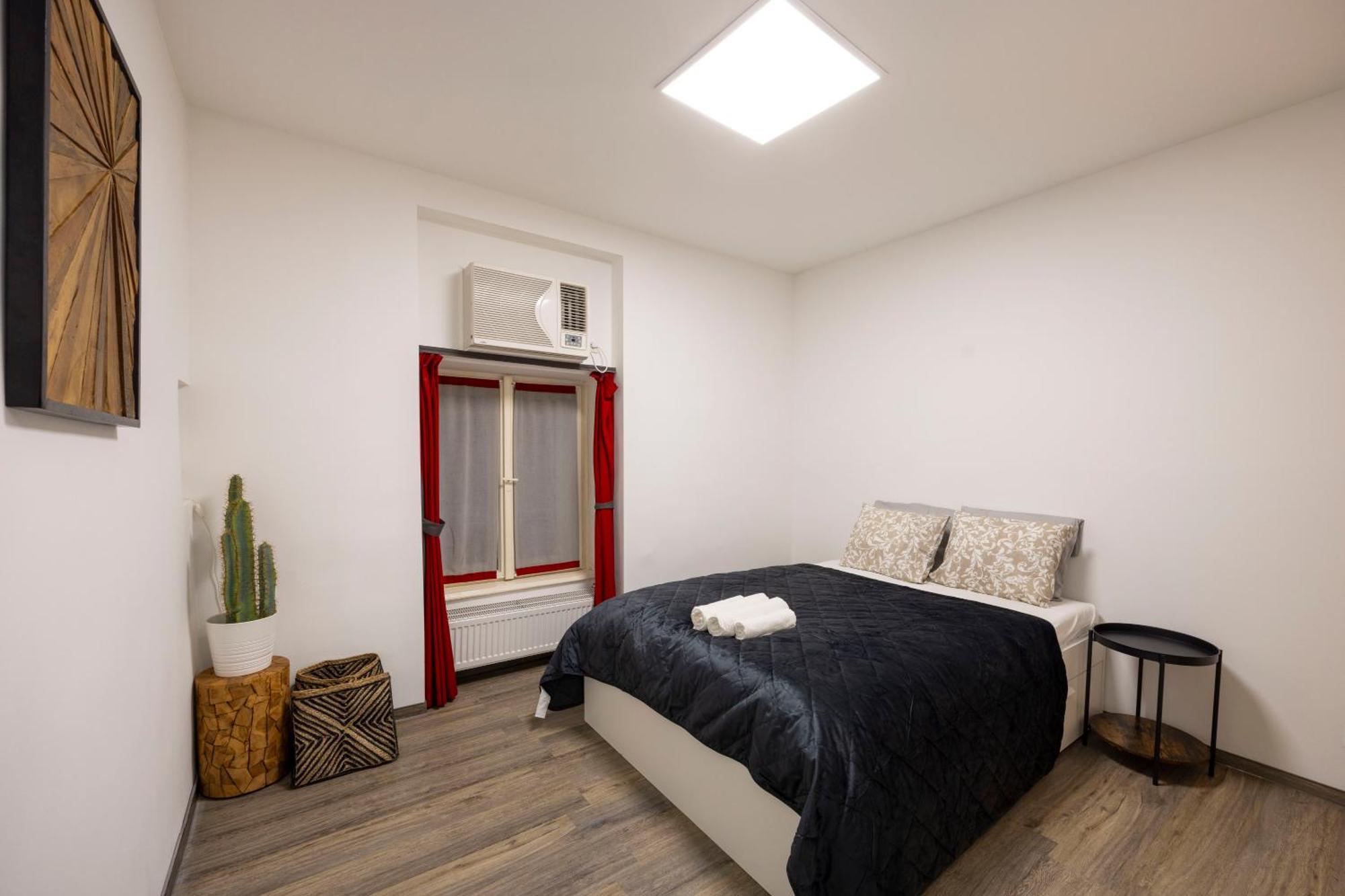 Deluxe Central Elizabeth Residence W/ 4Bedrm, 2Bathrm, 1Lvngrm Budapest Luaran gambar