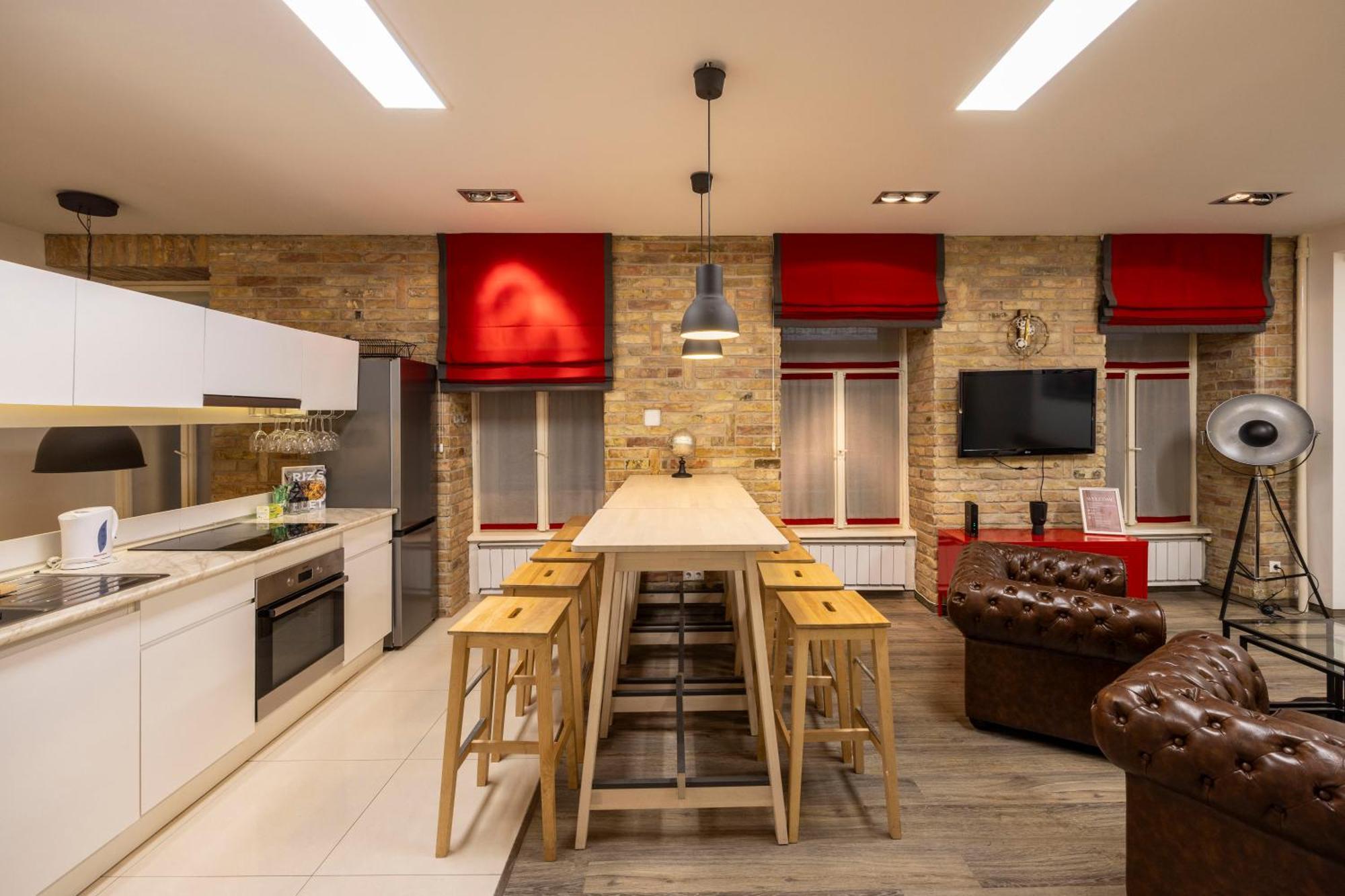 Deluxe Central Elizabeth Residence W/ 4Bedrm, 2Bathrm, 1Lvngrm Budapest Luaran gambar